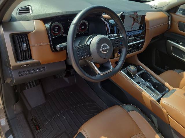 Used 2023 Nissan Pathfinder Platinum FWD image 25