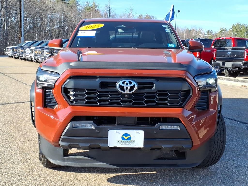 Used 2025 Toyota Tacoma TRD Off-Road AWD/4WD image 8