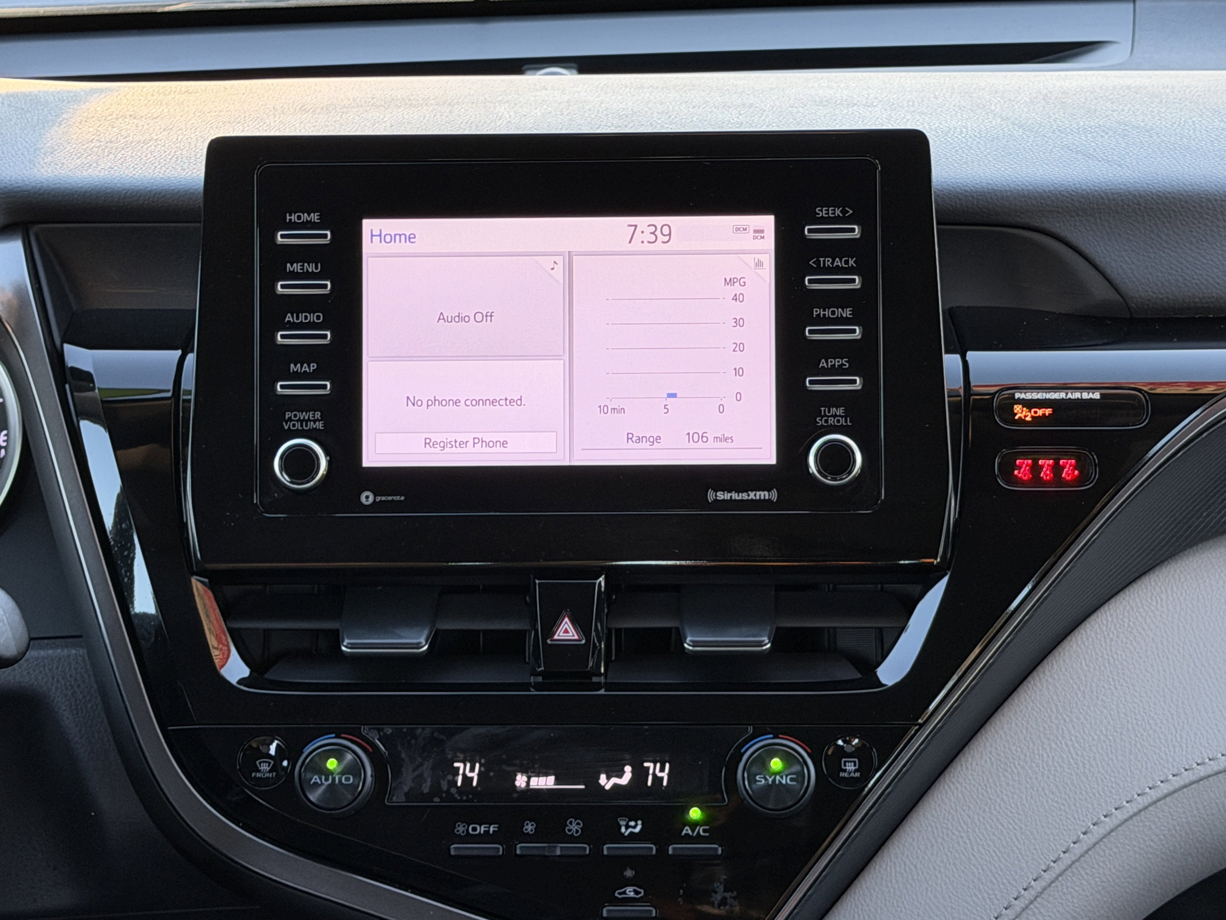 Used 2023 Toyota Camry LE image 19