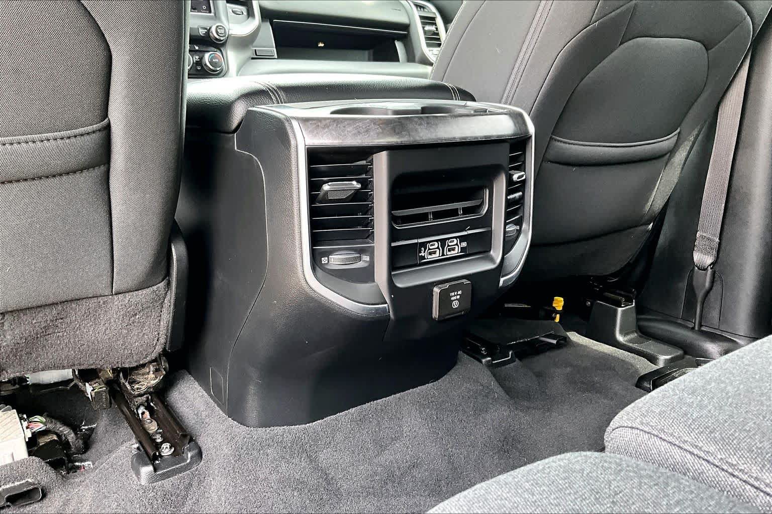 Used 2019 RAM 1500 Big Horn AWD/4WD image 36