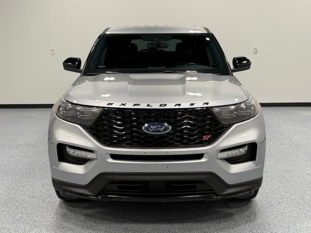 Certified 2022 Ford Explorer ST AWD/4WD image 4