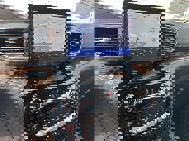 Certified 2022 Ford Explorer Limited w/ Equipment Group 301A image 15