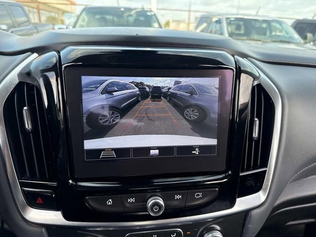 Used 2021 Chevrolet Traverse LT image 26