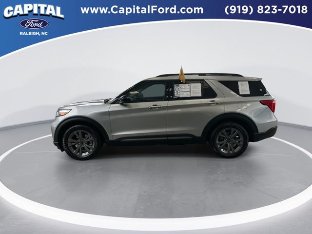 Certified 2023 Ford Explorer XLT w/ Equipment Group 202A RWD image 5