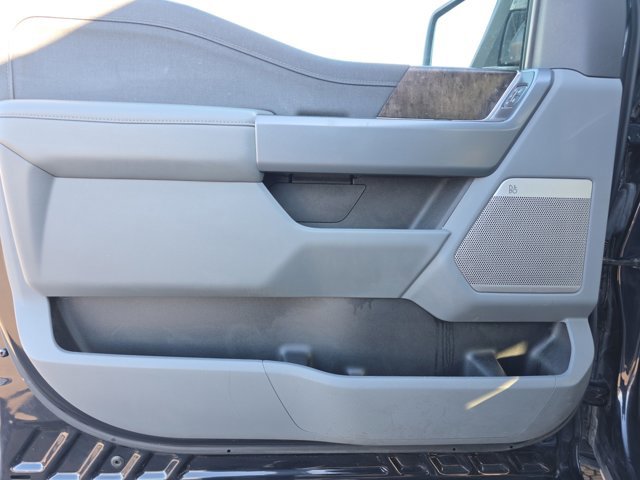 Certified 2021 Ford F150 Lariat w/ Equipment Group 502A High image 13