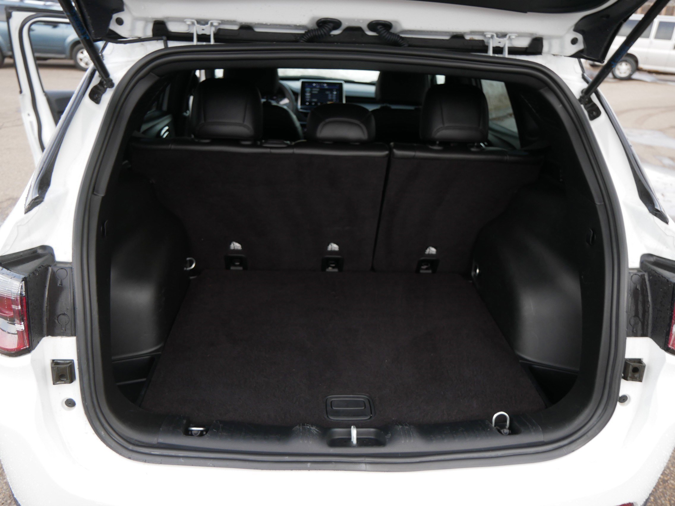 Used 2024 Jeep Compass Trailhawk image 18