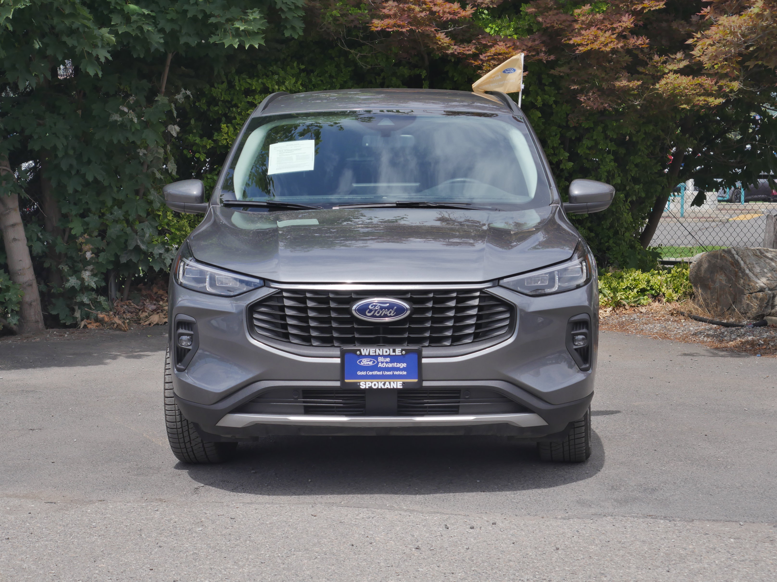 Certified 2025 Ford Escape Platinum AWD/4WD image 28