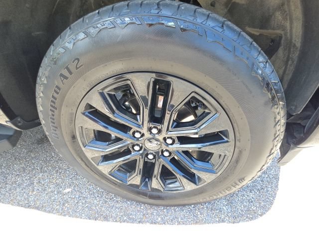 Certified 2025 Ford F150 Lariat w/ Equipment Group 501A Mid AWD/4WD image 16