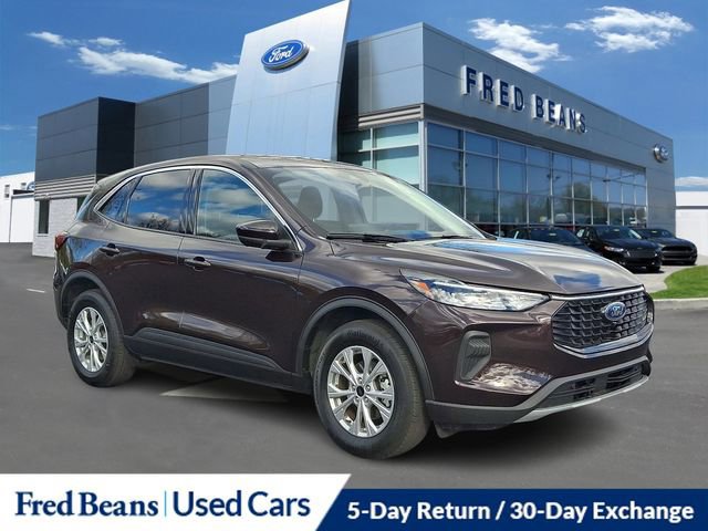Certified 2023 Ford Escape Active w/ Tech Pack #2 image 9