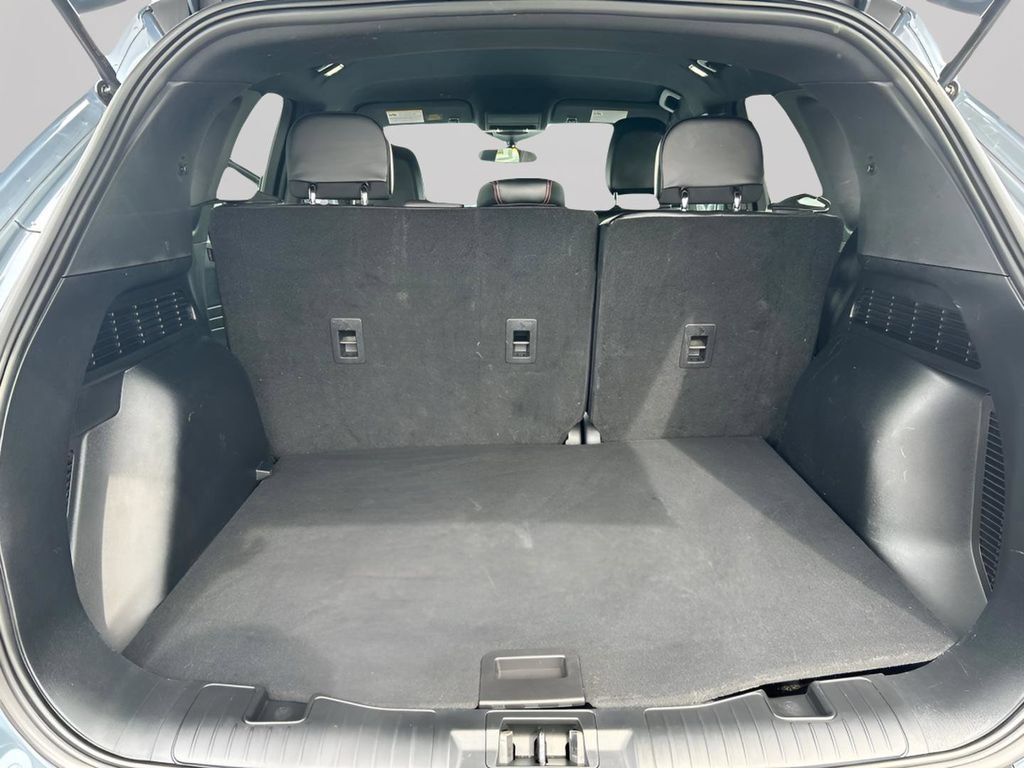 Certified 2025 Ford Escape ST-Line FWD image 24