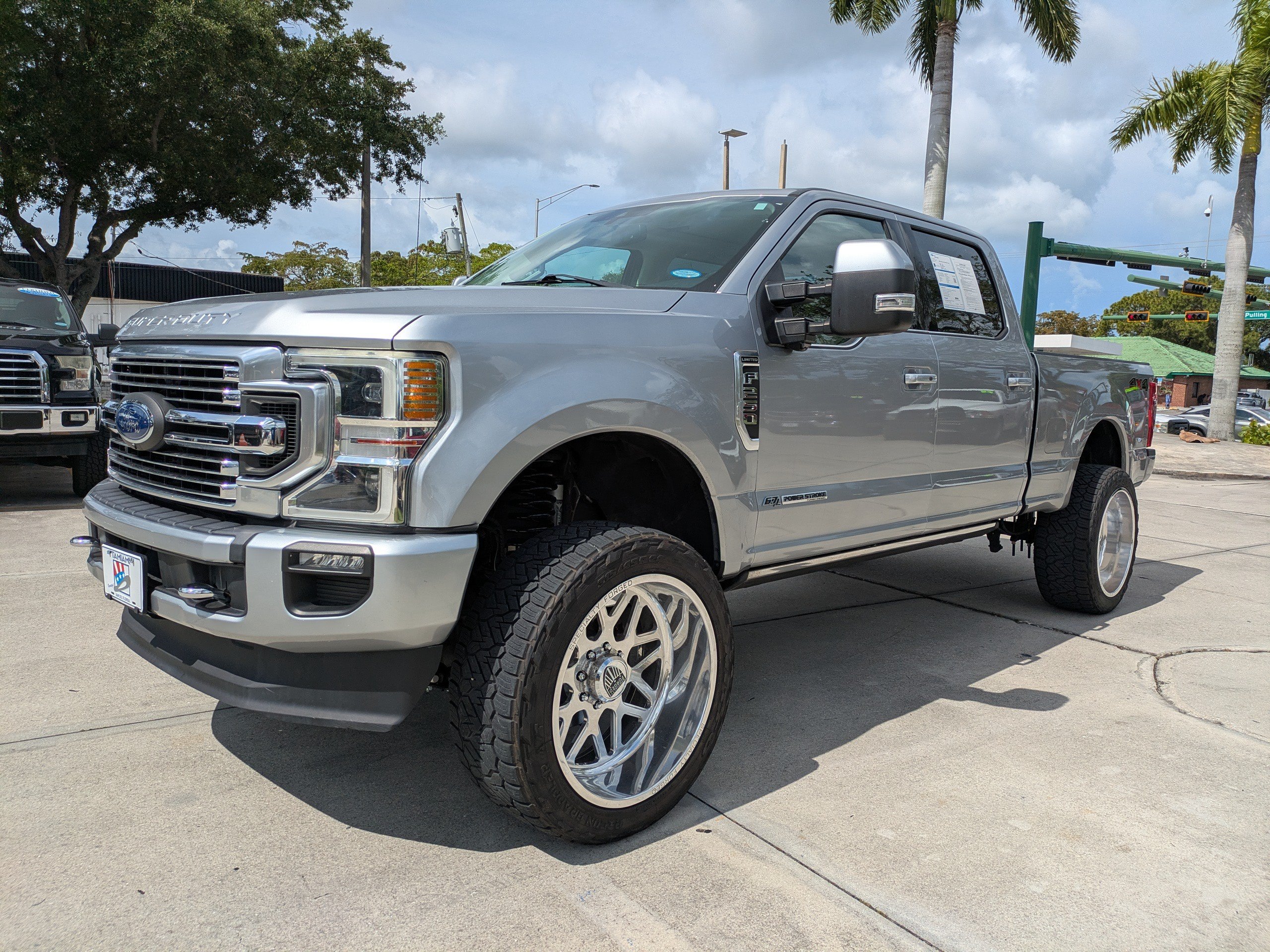 Certified 2020 Ford F250 Limited AWD/4WD image 7