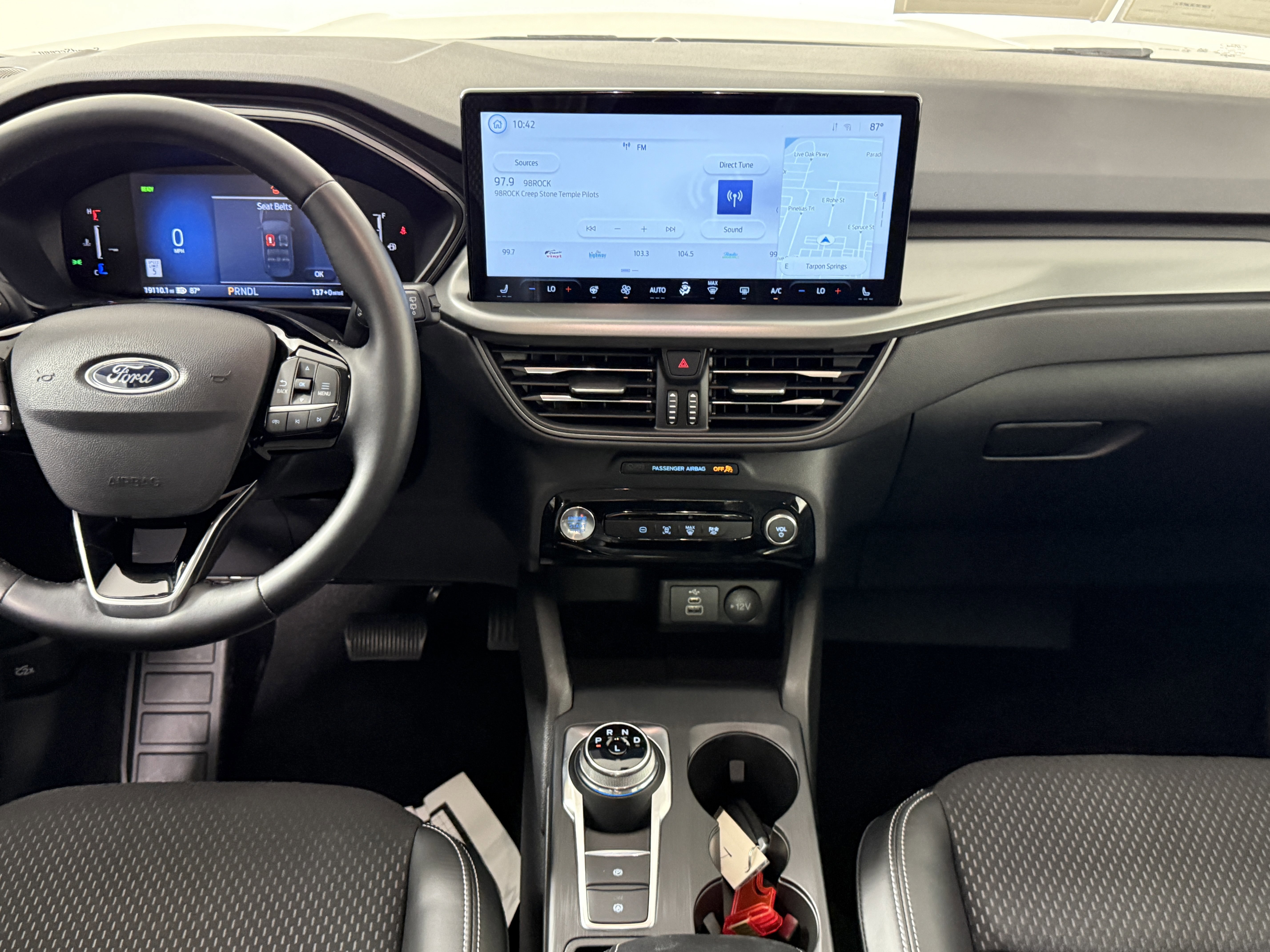 Certified 2025 Ford Escape SE FWD image 11