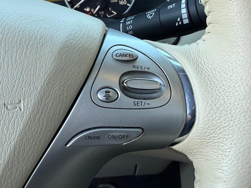 Used 2018 Nissan Murano SL w/ Moonroof Package image 18