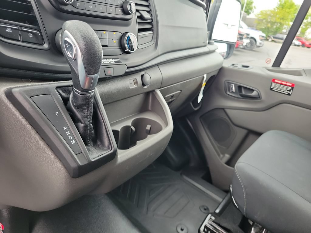 Certified 2025 Ford Transit 250 Low Roof w/ Exterior Upgrade Package RWD image 30