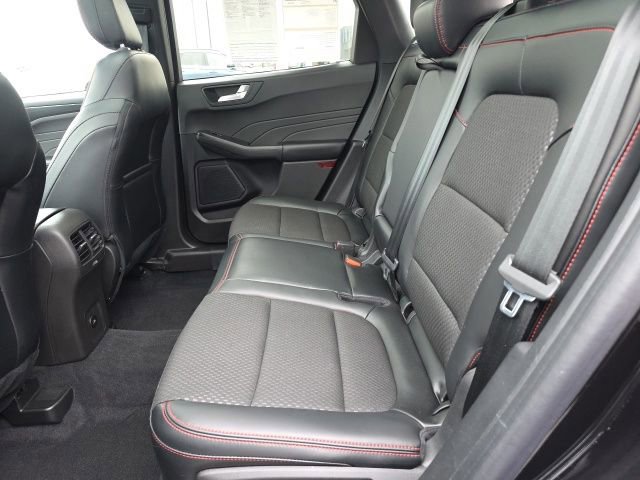 Certified 2023 Ford Escape ST-Line w/ Tech Pack #1 image 29