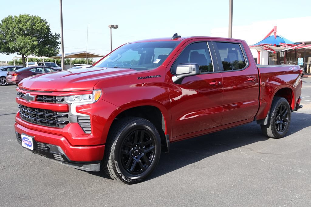 Used 2025 Chevrolet Silverado 1500 RST w/ LPO, Dark Essentials Package AWD/4WD image 14