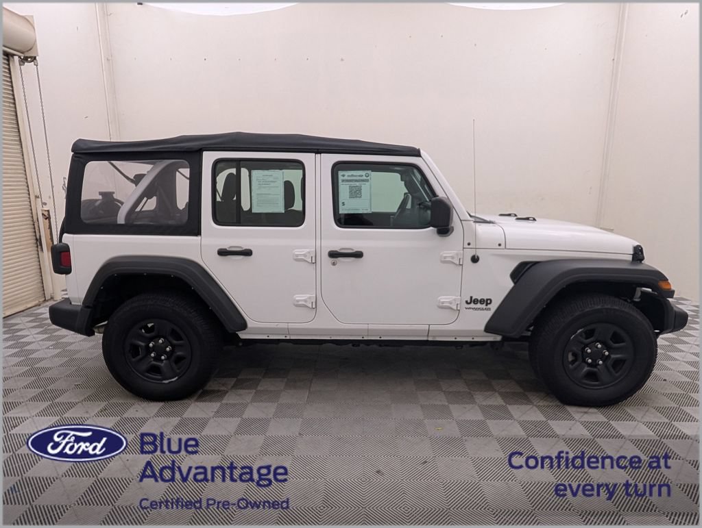 Used 2022 Jeep Wrangler Unlimited Sport AWD/4WD image 2