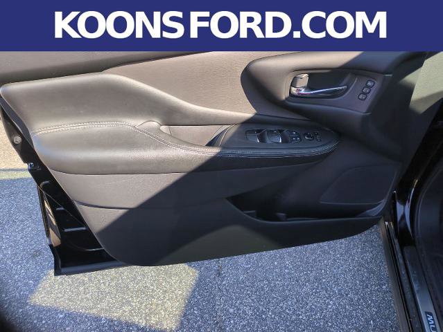 Used 2022 Nissan Murano SL w/ SL Moonroof Package AWD/4WD image 9