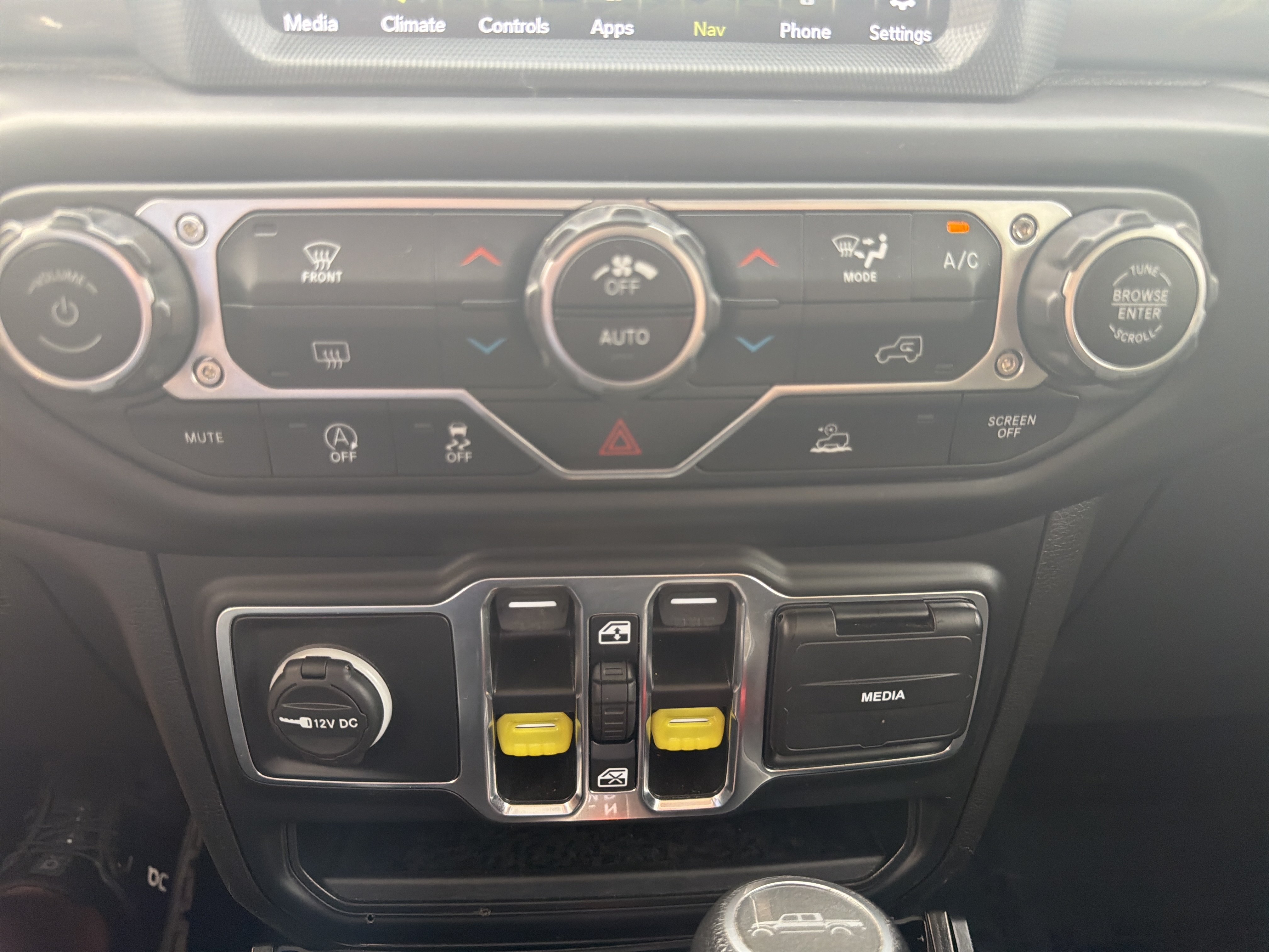Used 2023 Jeep Gladiator Overland AWD/4WD image 28