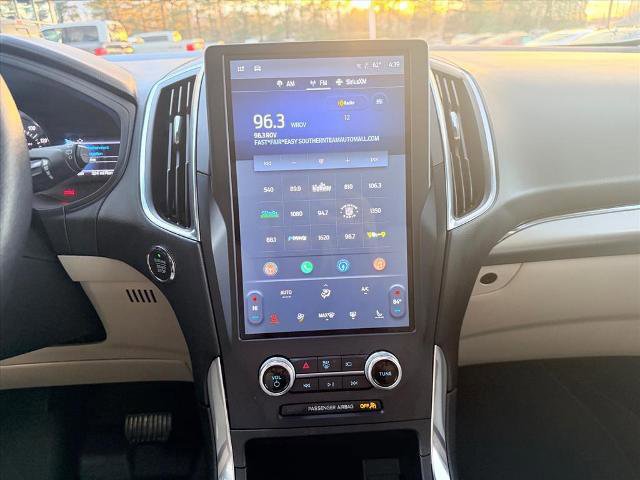 Certified 2022 Ford Edge Titanium w/ Equipment Group 301A image 27