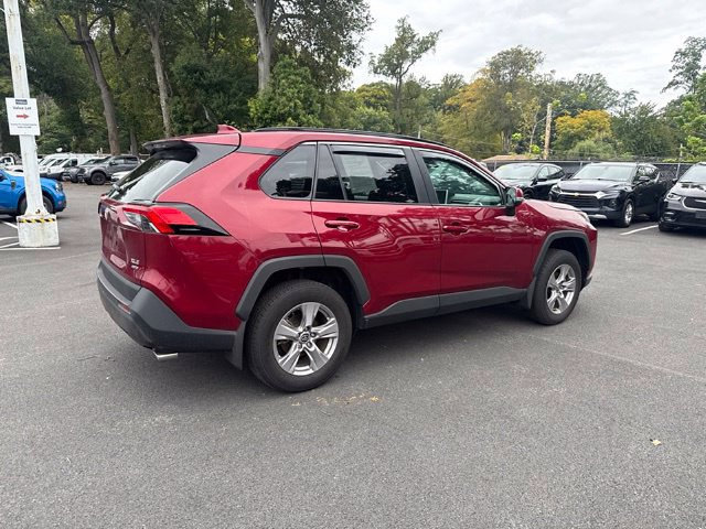 Used 2025 Toyota RAV4 XLE AWD/4WD image 7