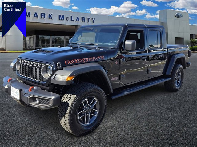 Used 2025 Jeep Gladiator Mojave w/ Convenience Group image 1