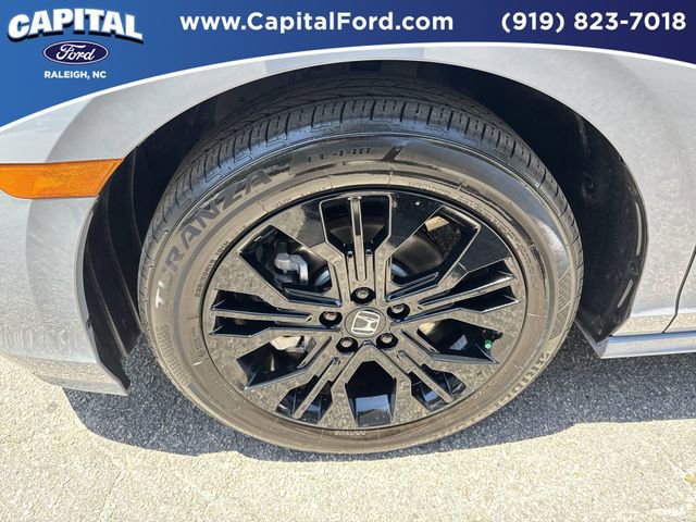 Used 2025 Honda Odyssey Sport-L image 13