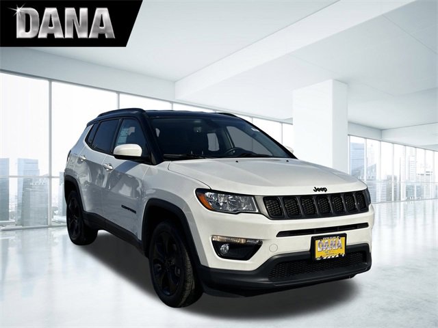 Used 2020 Jeep Compass Latitude image 1