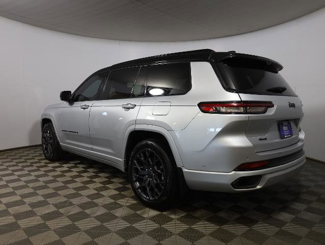 Used 2023 Jeep Grand Cherokee L Summit image 2