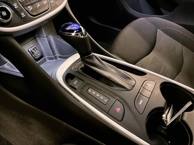 Used 2019 Chevrolet Volt LT FWD image 16