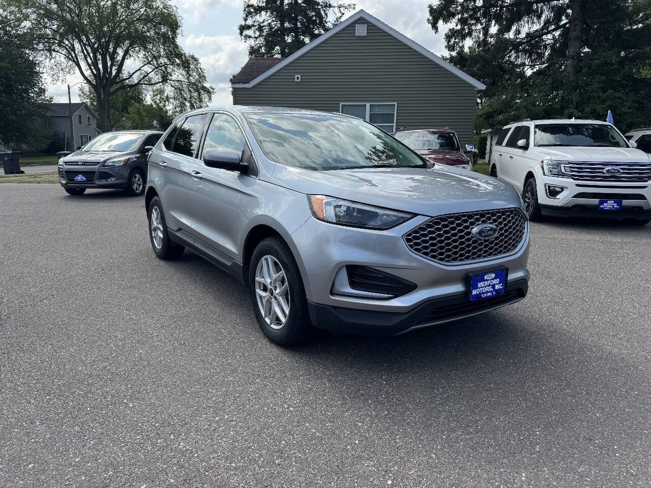 Certified 2023 Ford Edge SEL AWD/4WD image 9
