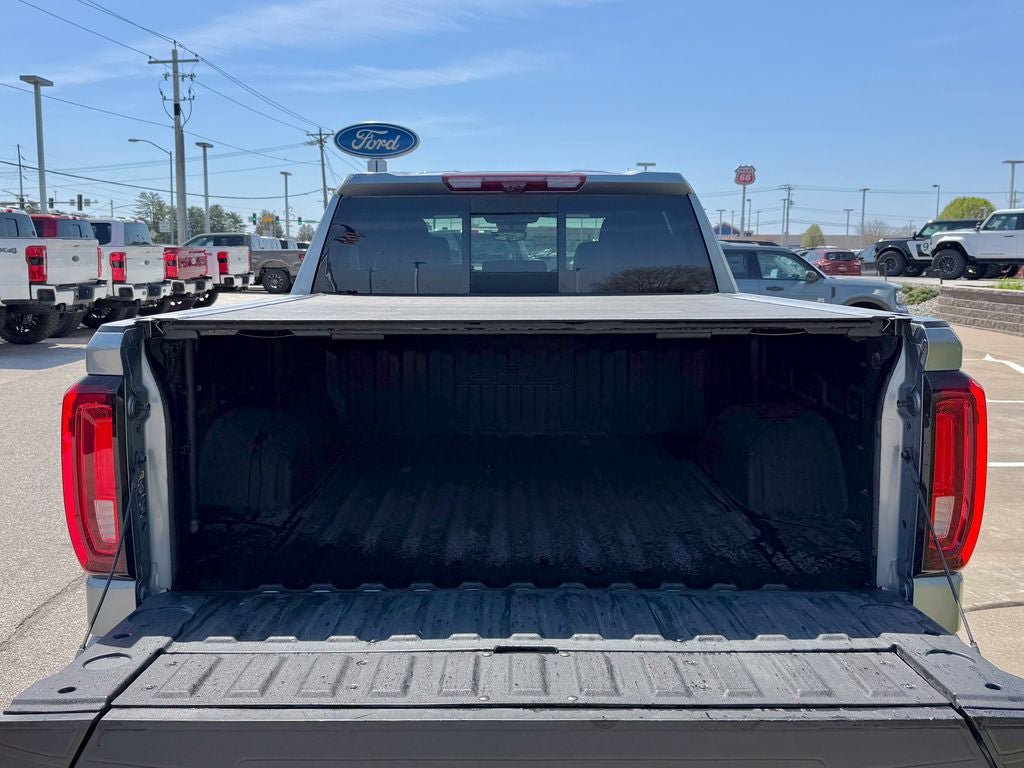 Used 2024 GMC Sierra 1500 AT4 w/ Technology Package AWD/4WD image 16