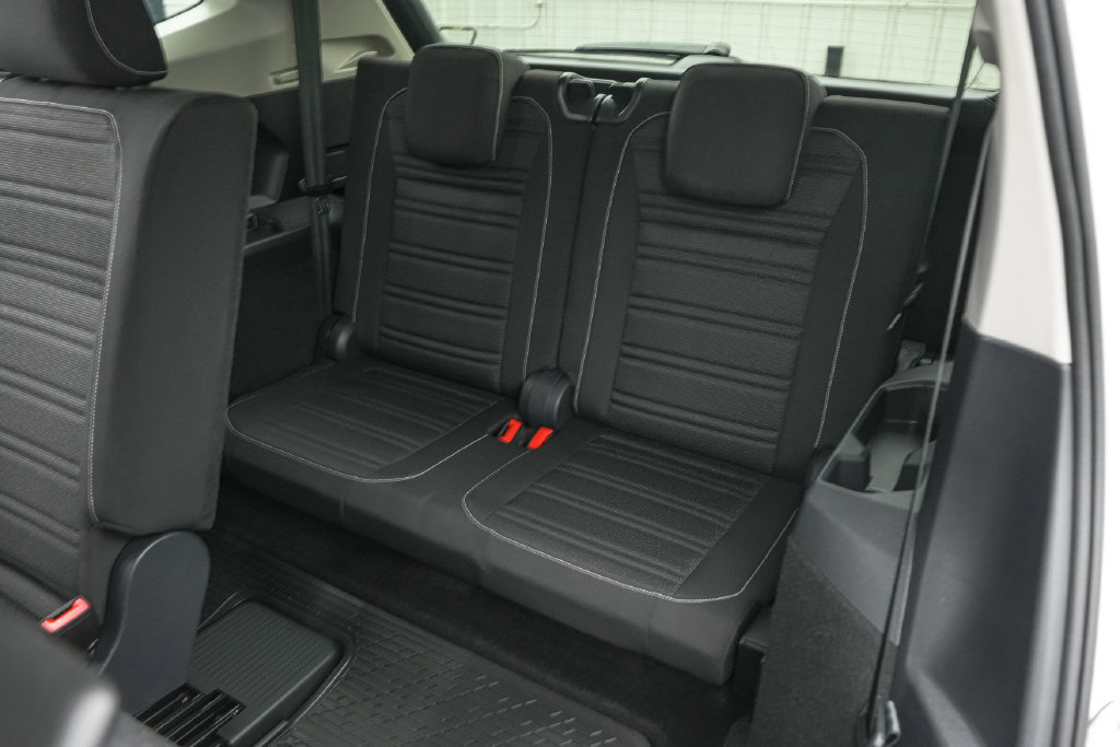 Used 2024 Volkswagen Tiguan S FWD image 19