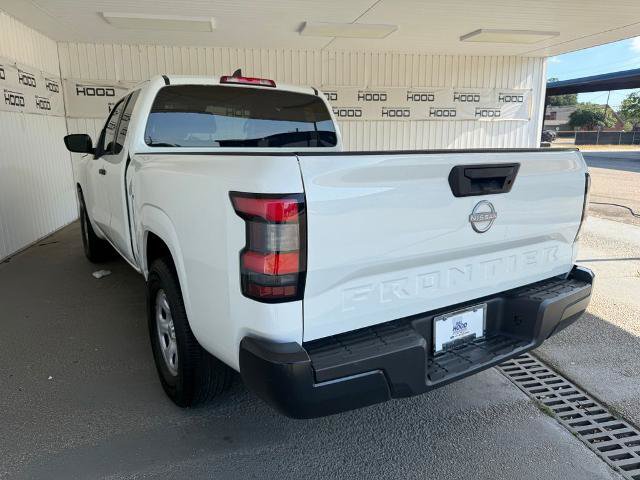Used 2024 Nissan Frontier S RWD image 2