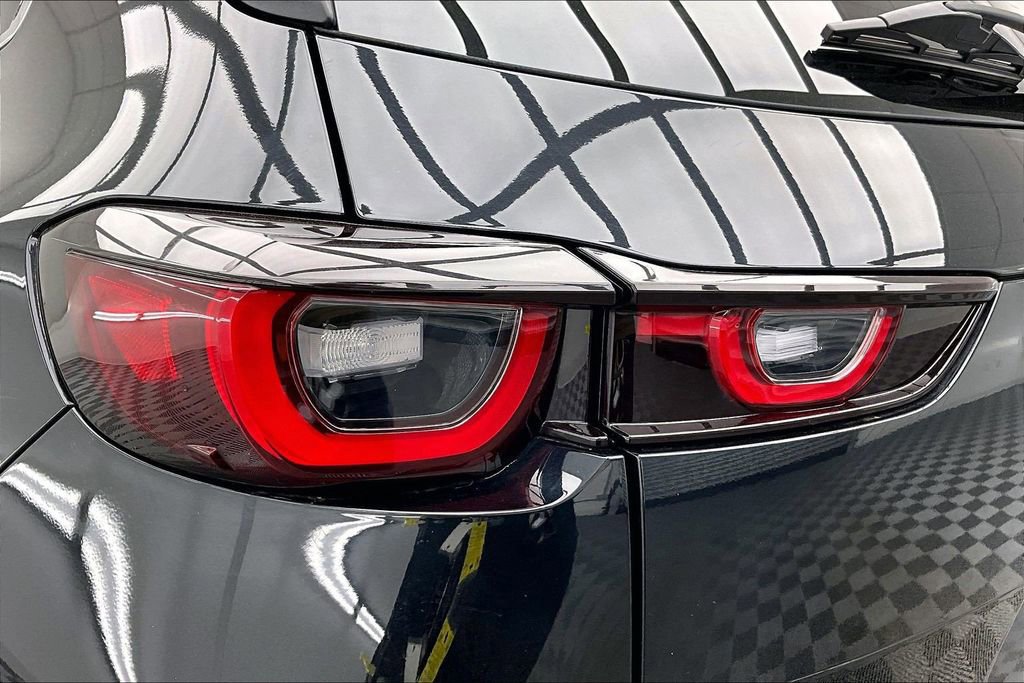 Used 2025 MAZDA CX-50 AWD 2.5 Hybrid w/ Premium Pkg image 30