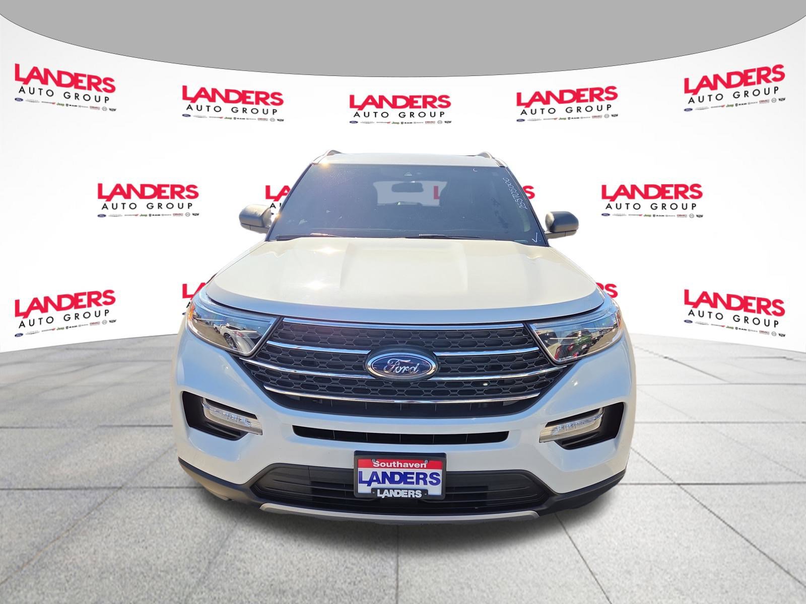 Certified 2022 Ford Explorer XLT w/ Equipment Group 202A image 8