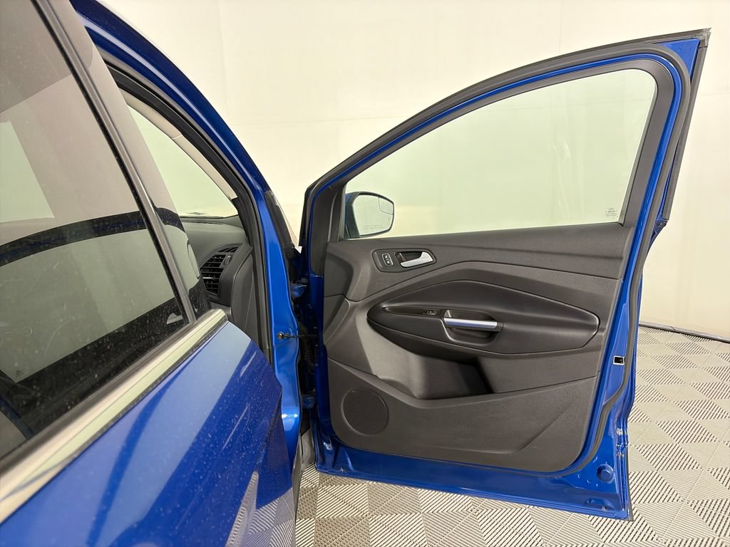 Certified 2019 Ford Escape SEL FWD image 30