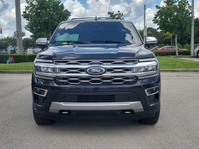 Certified 2023 Ford Expedition Platinum AWD/4WD image 4
