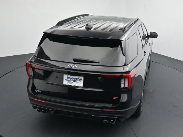 Certified 2025 Ford Explorer ST AWD/4WD image 31