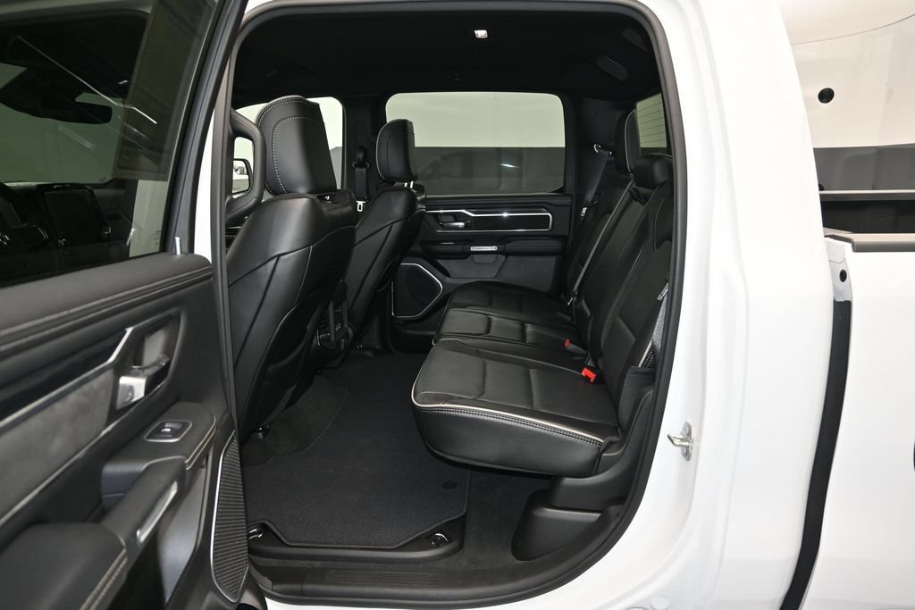 Used 2023 RAM 1500 Laramie AWD/4WD image 17