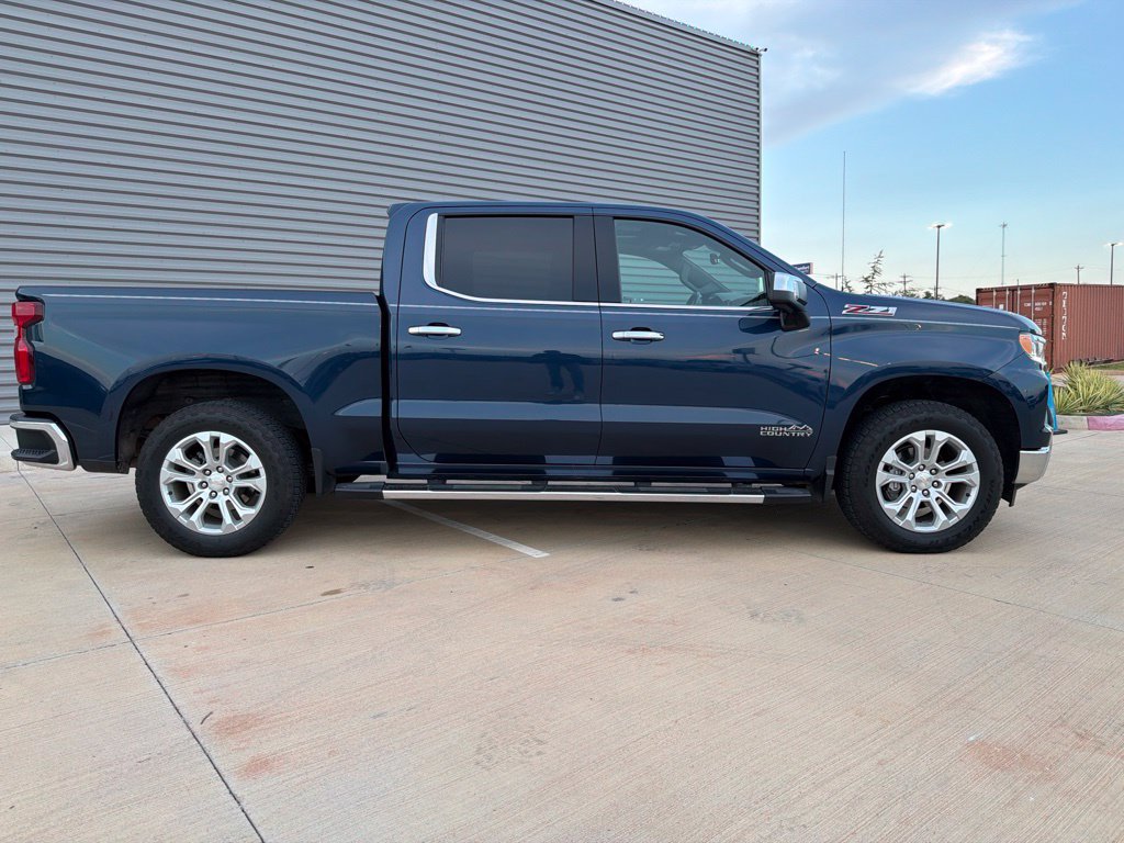 Used 2023 Chevrolet Silverado 1500 LTZ w/ LTZ Premium Package AWD/4WD image 2