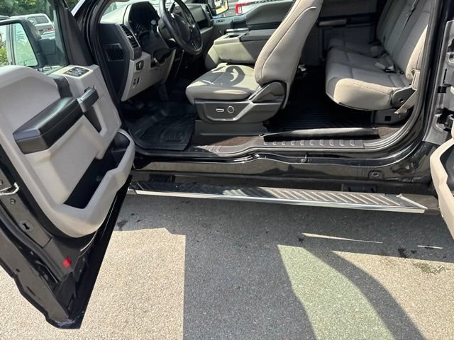 Certified 2018 Ford F150 XLT w/ Equipment Group 301A Mid AWD/4WD image 23