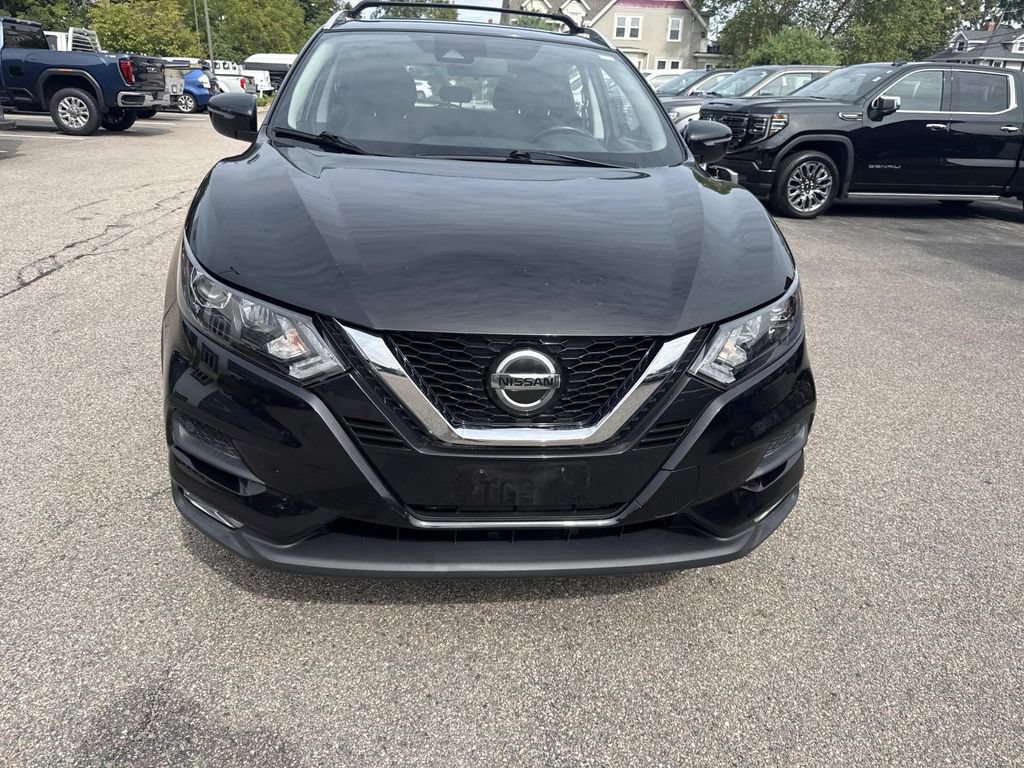 Used 2020 Nissan Rogue Sport SV w/ All-Weather Package AWD/4WD image 11