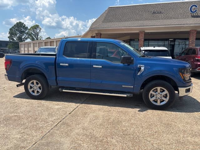 Certified 2024 Ford F150 XLT w/ Mobile Office Package AWD/4WD image 7