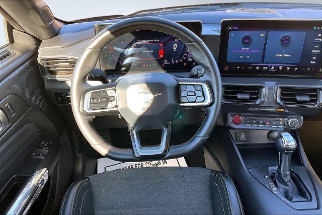 Certified 2025 Ford Mustang Coupe image 13