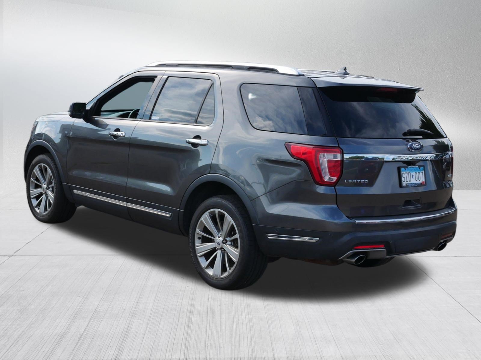 Certified 2018 Ford Explorer Limited w/ Equipment Group 301A AWD/4WD image 5