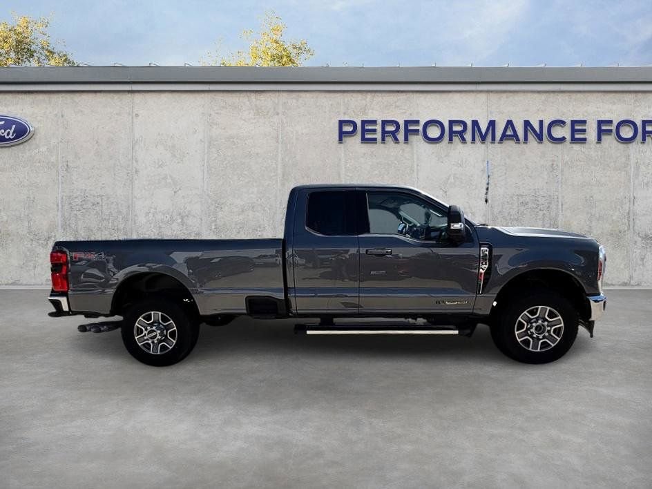 Certified 2023 Ford F350 Lariat w/ Tow Technology Package image 6