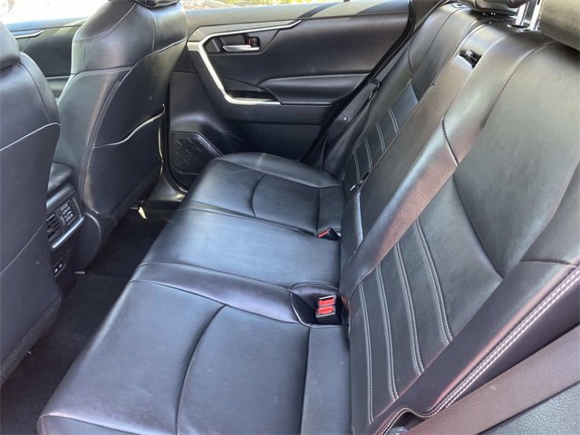 Used 2022 Toyota RAV4 XLE Premium image 22