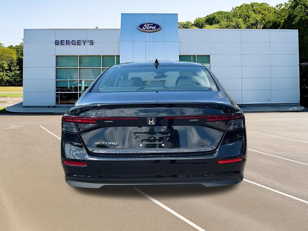 Used 2023 Honda Accord LX image 6