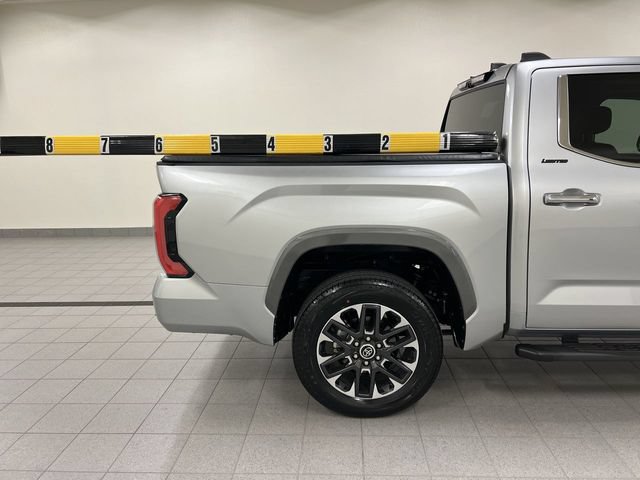 Used 2024 Toyota Tundra Limited AWD/4WD image 6